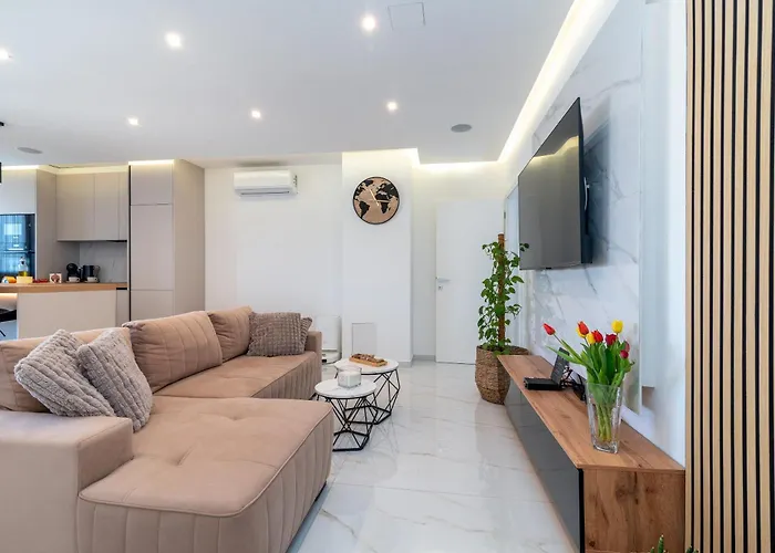 Lazure Serenity Apartment *