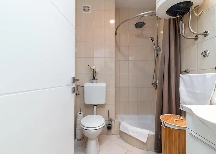 Lazure Serenity Apartment