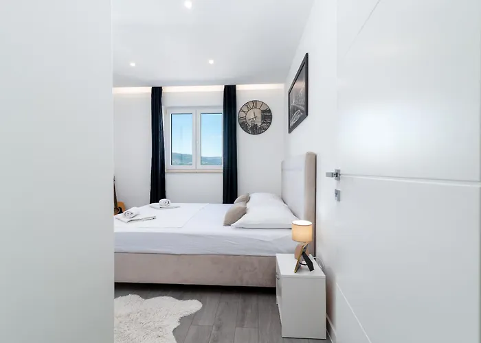 Lazure Serenity Apartment