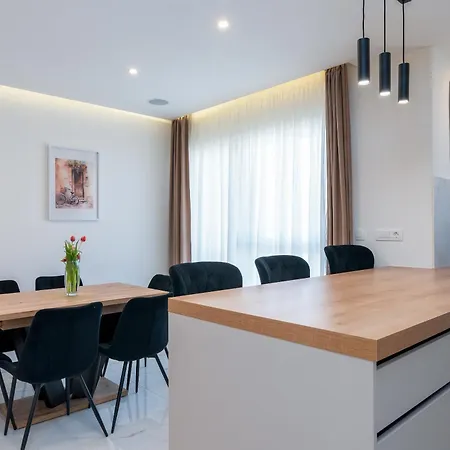 Lazure Serenity * 特罗吉尔